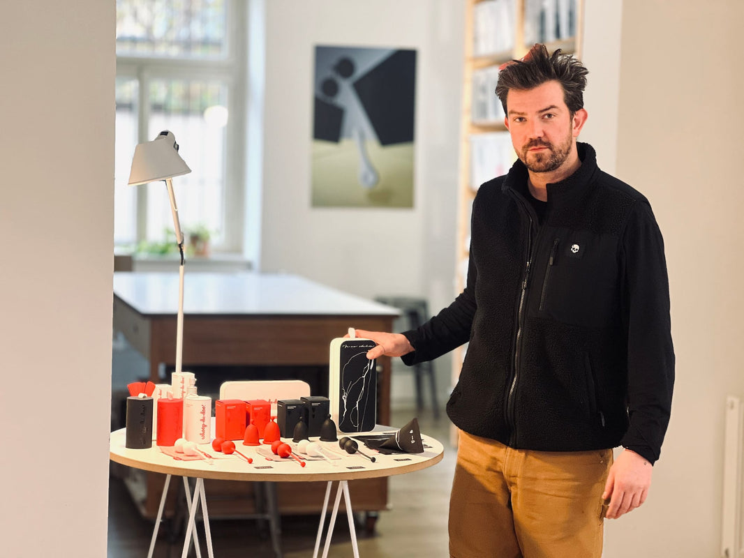 A guide for men: how to choose an intimate aid without feeling like an idiot